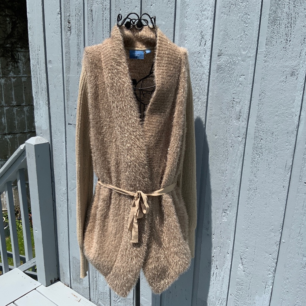 Simply Vera by Vera Wang Gold Sweater w/belt (Size L)